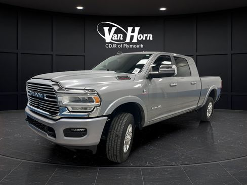 Used 2022 RAM 2500 Laramie AWD/4WD image 3