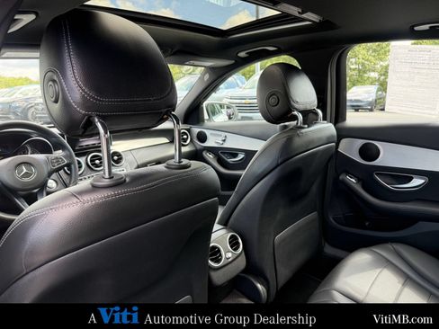 Used 2018 Mercedes-Benz C 300 4MATIC Sedan image 21
