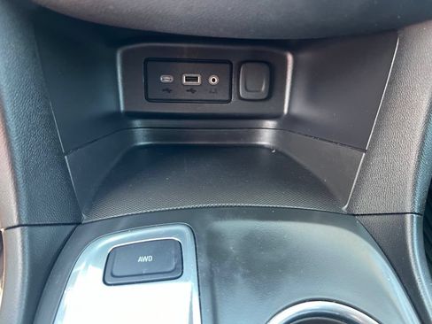 Used 2019 Chevrolet Equinox LT AWD/4WD image 31