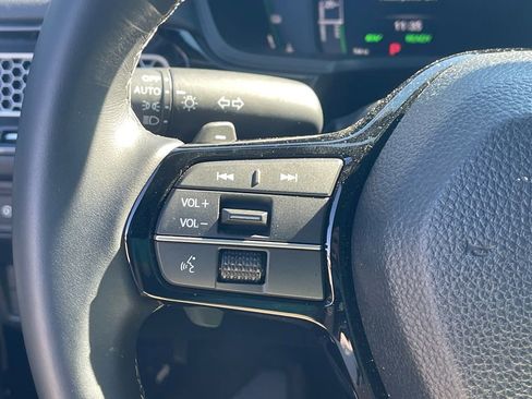 Used 2025 Honda Civic Sport image 35