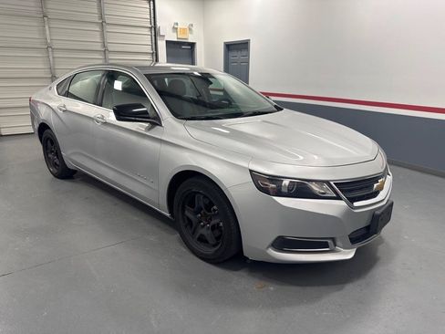 Used 2016 Chevrolet Impala LS FWD image 2