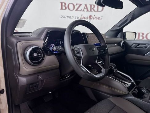 Used 2024 Chevrolet Colorado ZR2 w/ Safety Package image 11