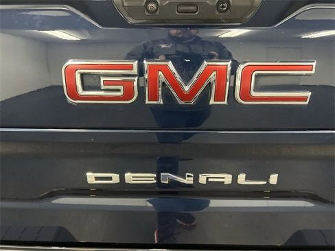 Certified 2020 GMC Sierra 1500 Denali w/ Denali Ultimate Package image 32