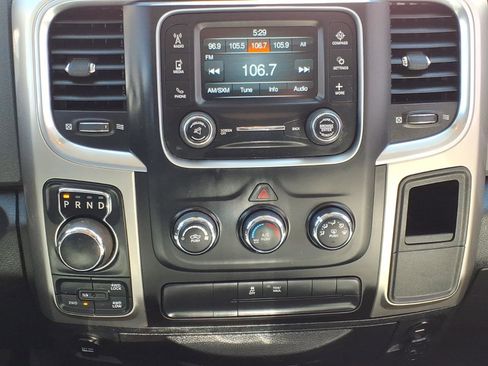 Used 2018 RAM 1500 Classic SLT AWD/4WD image 8