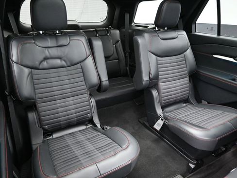 New 2025 Ford Explorer ST-Line w/ Premium Package image 39