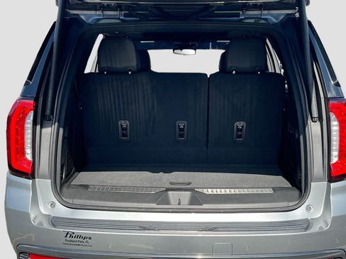 Used 2023 GMC Yukon AT4 AWD/4WD image 28