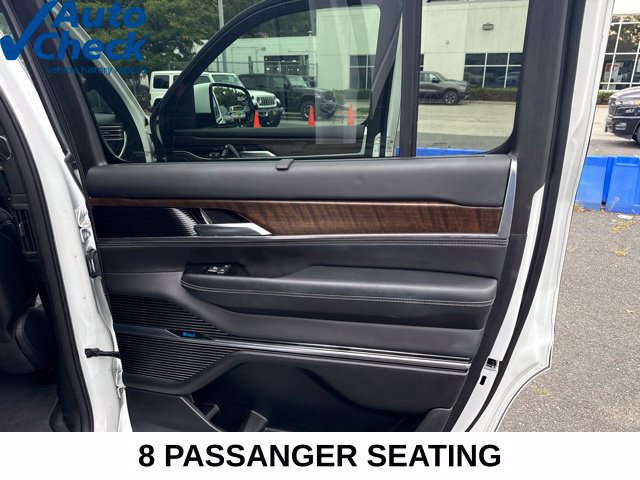Used 2022 Jeep Grand Wagoneer Series I w/ Flexible Seating Group AWD/4WD image 29