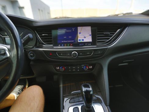 Used 2020 Buick Regal Avenir w/ Driver Confidence Package II FWD image 8