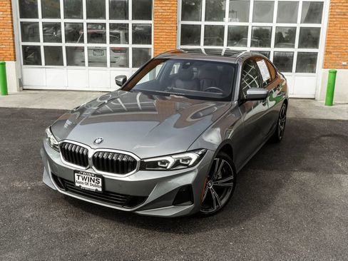 Used 2023 BMW 330i xDrive Sedan w/ Parking Assistance Package AWD/4WD image 2