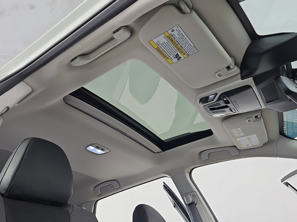Certified 2024 Subaru Outback Onyx Edition AWD/4WD image 18