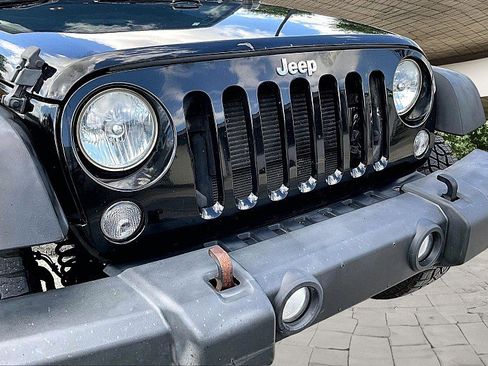 Used 2016 Jeep Wrangler Unlimited Sport w/ Max Tow Package AWD/4WD image 23