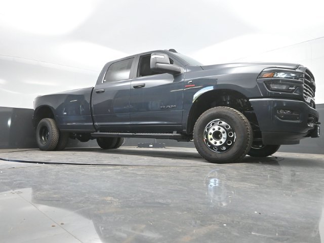 New 2027 RAM 3500 Big Horn AWD/4WD image 43