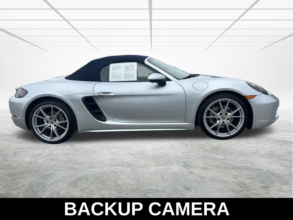 Used 2018 Porsche 718 Boxster RWD image 4