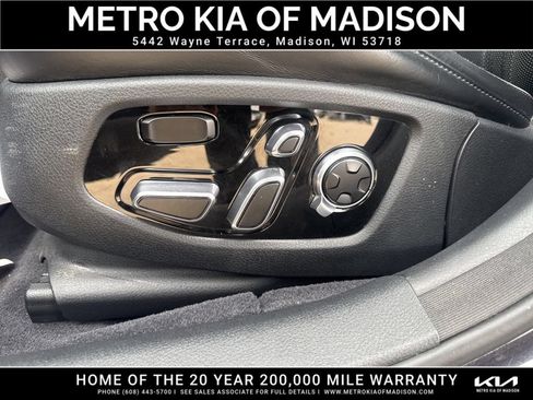 Used 2020 Kia K900 Luxury w/ VIP Package AWD/4WD image 14