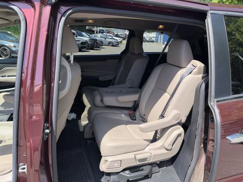 Used 2019 Honda Odyssey EX-L image 16
