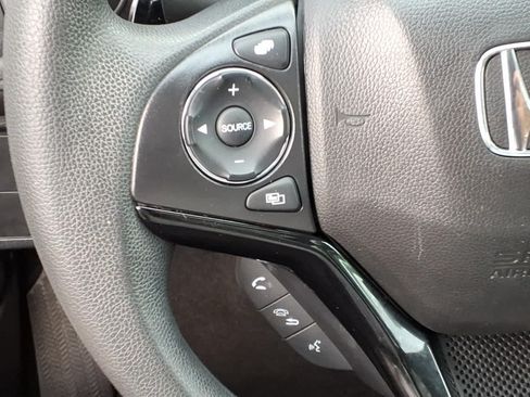 Used 2022 Honda HR-V EX image 17