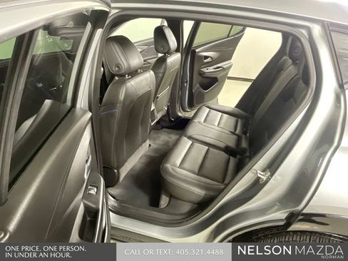Used 2024 Buick Envista Sport Touring w/ Convenience I Package FWD image 12