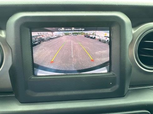 Used 2022 Jeep Wrangler Unlimited Sport AWD/4WD image 31