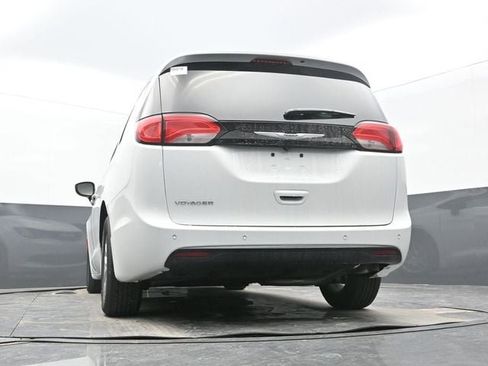 New 2026 Chrysler Voyager LX image 56