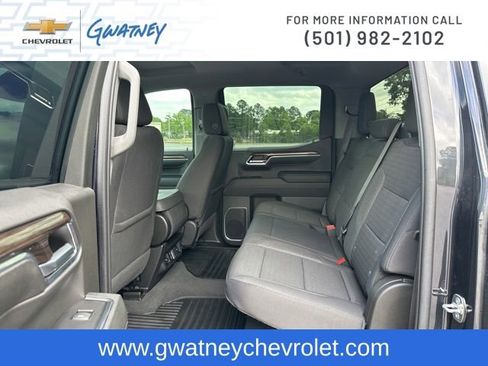 Used 2023 Chevrolet Silverado 1500 LT AWD/4WD image 23