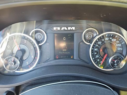 Used 2023 RAM 3500 Tradesman image 12