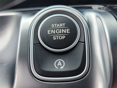 Certified 2026 Mercedes-Benz GLB 250 4MATIC image 23