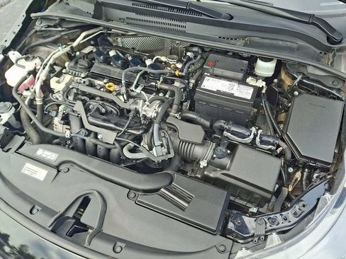 Used 2024 Toyota Corolla LE FWD image 27