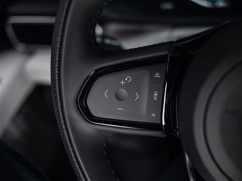 New 2025 Lotus Emira image 18