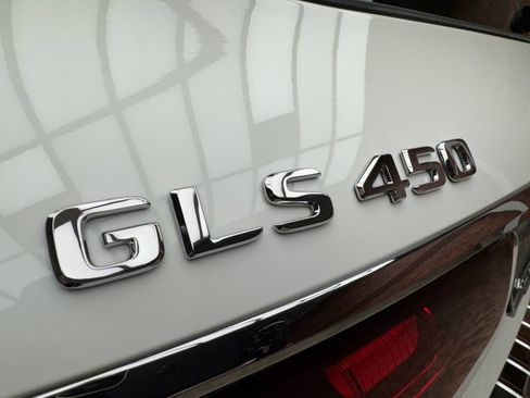 New 2026 Mercedes-Benz GLS 450 4MATIC image 5
