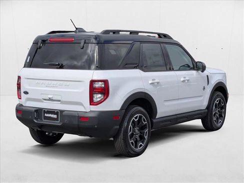 New 2025 Ford Bronco Sport Outer Banks w/ Outer Banks Tech Package+ image 2