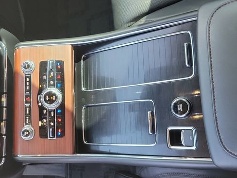 Used 2023 Lincoln Aviator Reserve w/ Equipment Group 201A image 18