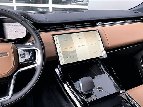 New 2026 Land Rover Range Rover Sport SE AWD/4WD image 7