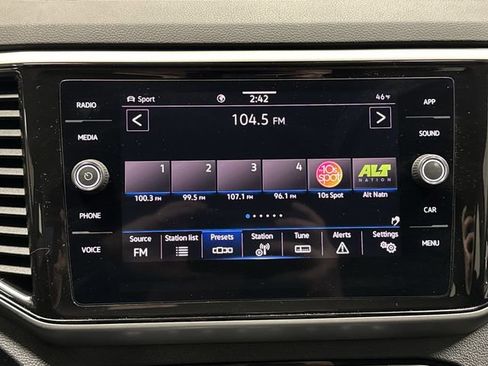 Used 2023 Volkswagen Atlas SE image 17