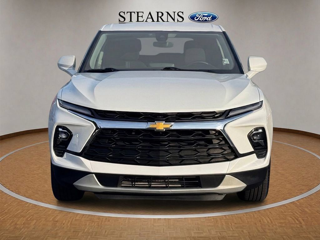 Used 2025 Chevrolet Blazer LT AWD/4WD image 16