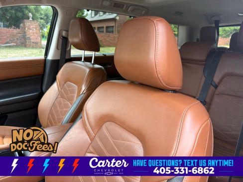 Used 2023 Nissan Pathfinder Platinum w/ Black Appearance Package FWD image 27