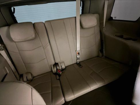 Used 2017 Cadillac Escalade Luxury AWD/4WD image 38