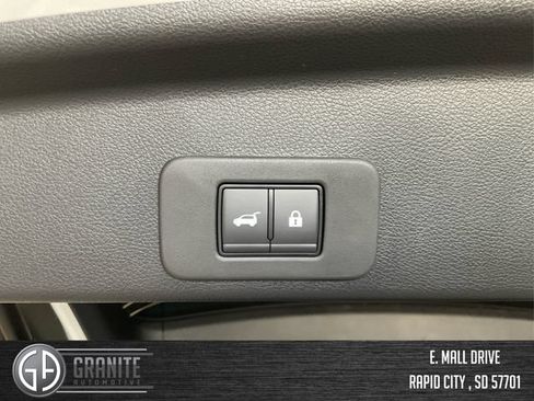 New 2025 Nissan Murano SL AWD/4WD image 14