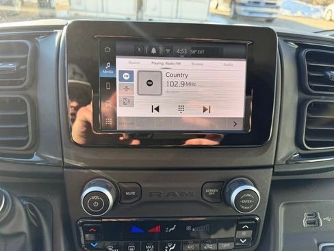 Used 2023 RAM ProMaster 2500 image 24