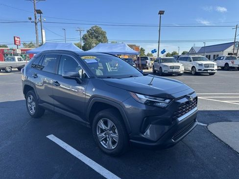 Used 2024 Toyota RAV4 XLE image 4