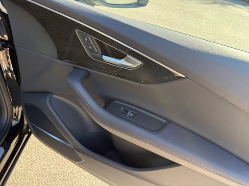 Certified 2024 Audi Q7 3.0T Prestige image 31