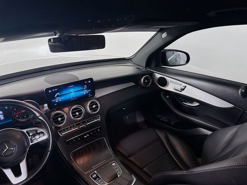 Used 2021 Mercedes-Benz GLC 300 GLC 300 w/ Premium Package image 23