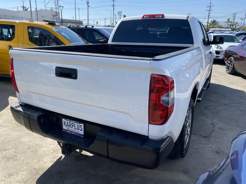 Used 2014 Toyota Tundra SR image 9