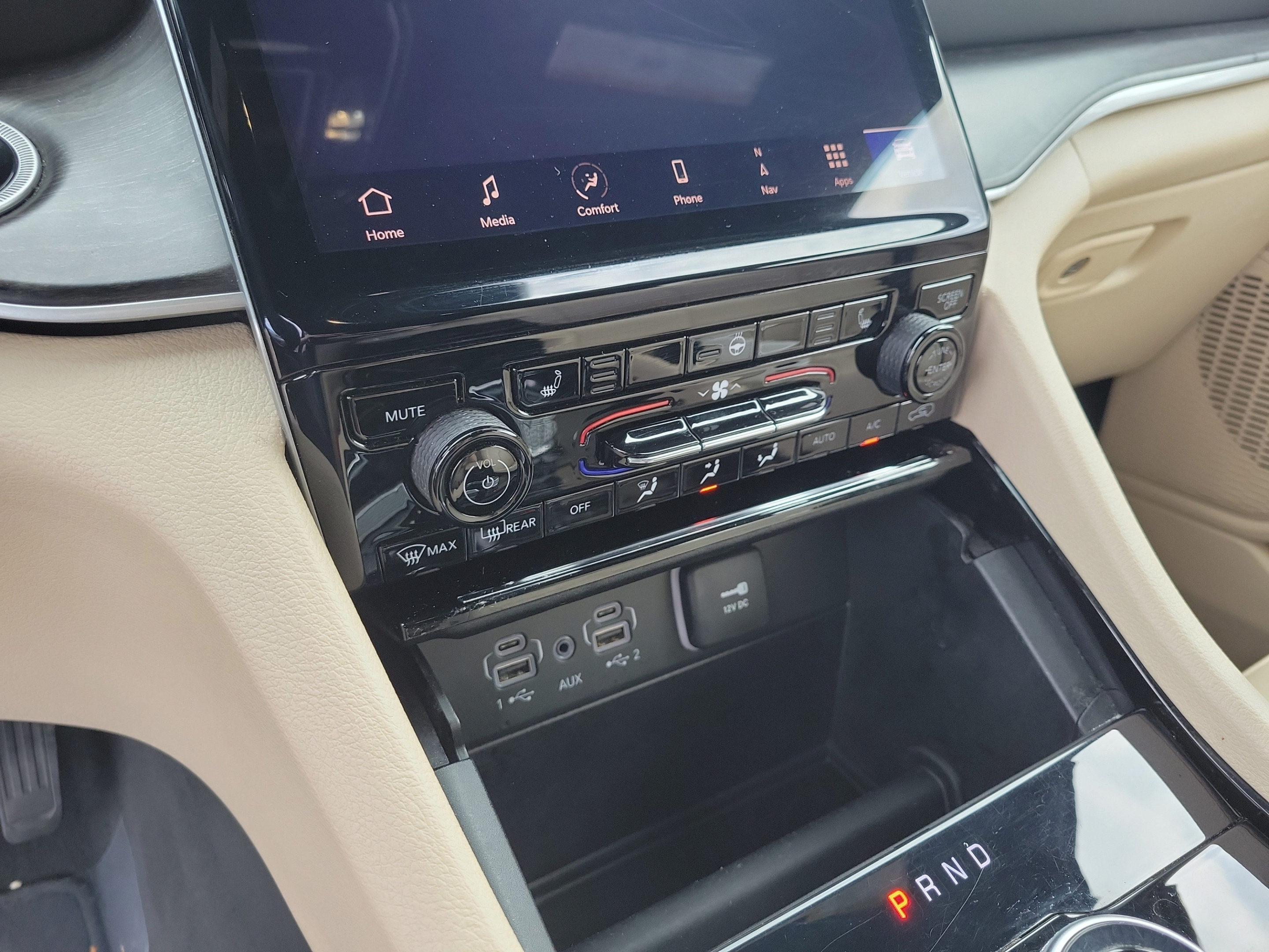 Used 2023 Jeep Grand Cherokee Limited AWD/4WD image 19