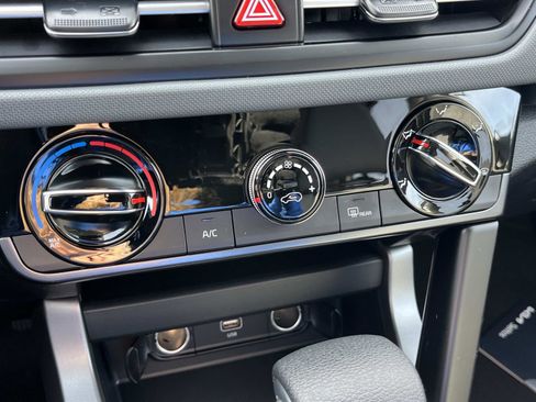 New 2026 Kia Seltos LX image 29