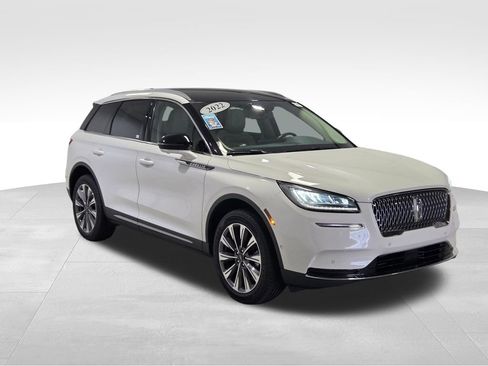 Used 2022 Lincoln Corsair Reserve w/ Equipment Group 201A AWD/4WD image 22