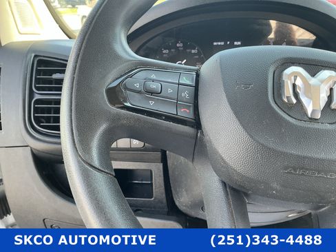 Used 2025 RAM ProMaster 2500 w/ Convenience Group FWD image 19