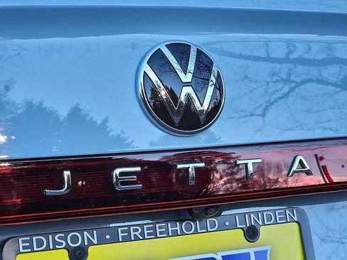 New 2026 Volkswagen Jetta SE image 19