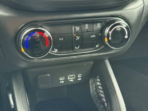 Used 2022 Chevrolet TrailBlazer LT w/ Driver Confidence Package image 18