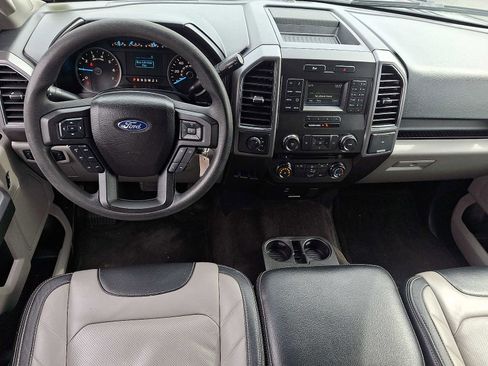 Certified 2017 Ford F150 XLT image 11