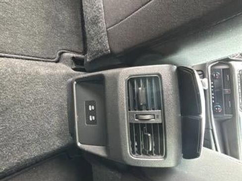 Used 2024 Nissan Rogue SV AWD/4WD image 27